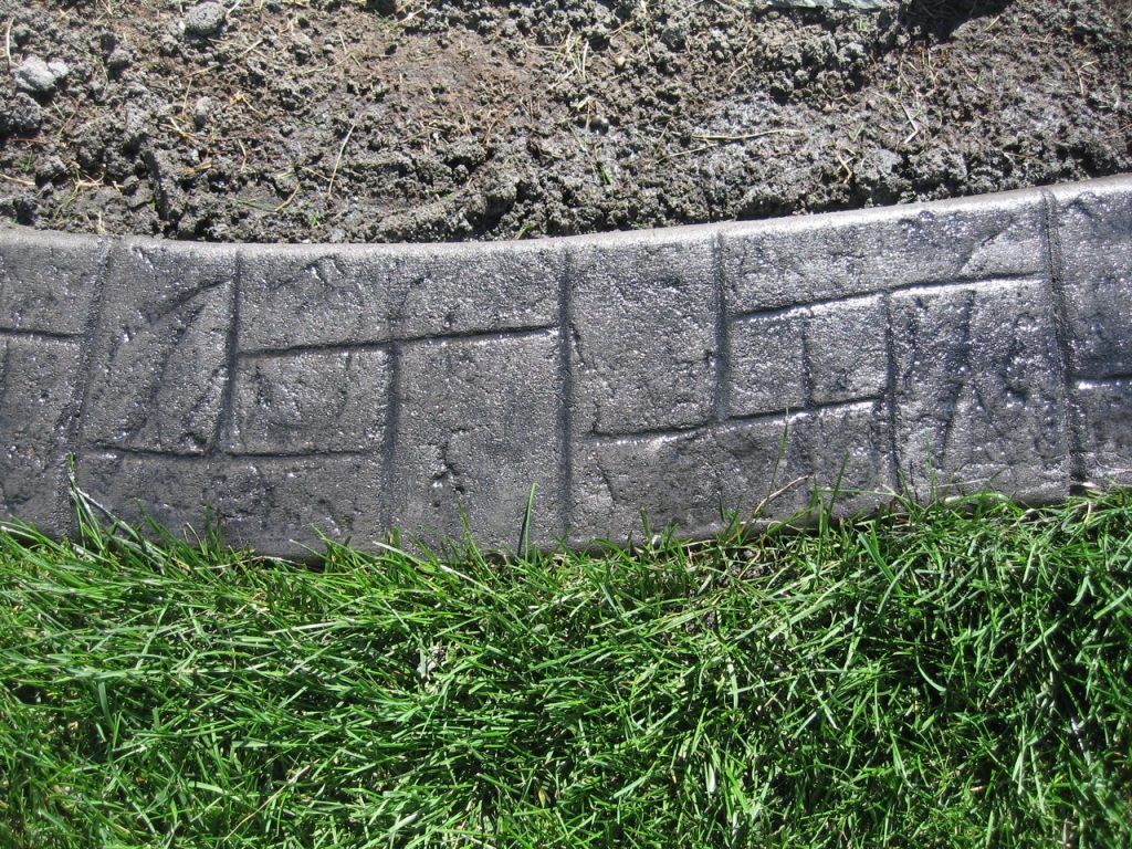 stamped curb