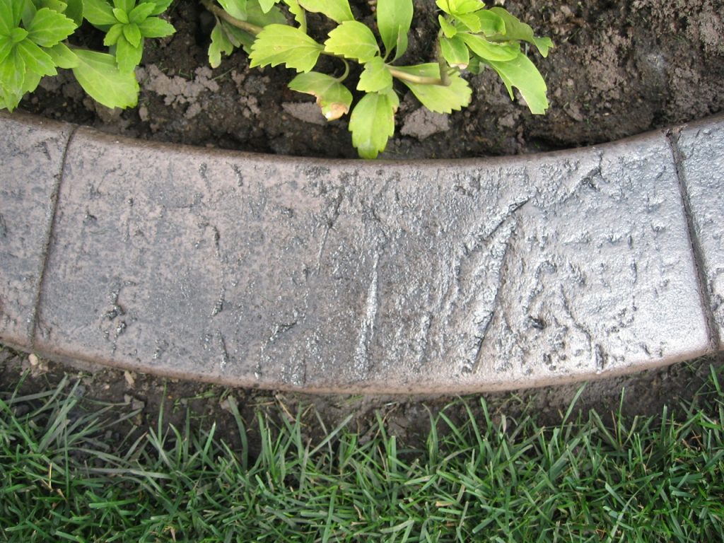 stamped curb