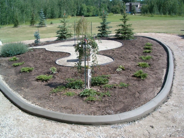 nice turnaround for gravel driveway