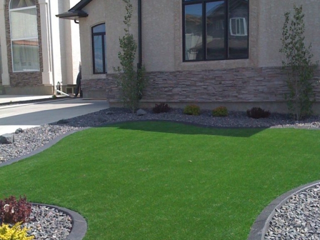 artificial turf with curb edge