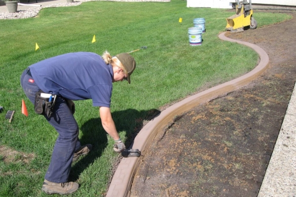 Stamping the curb