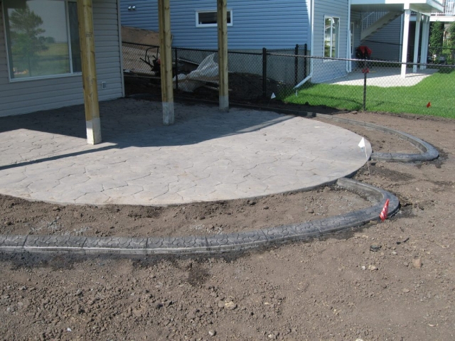 planting area beside patio